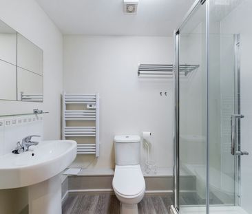 Flat to rent on - Photo 4