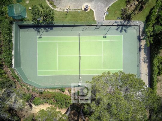 Tout savoir sur cette maison dans le quartier Valmasque-Notre Dame de Vie, à Mougins - Photo 1