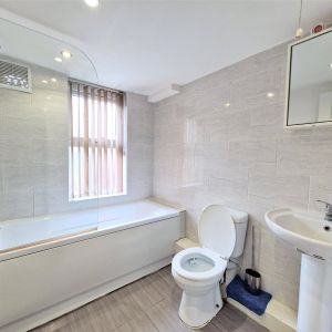 3 bedroom house to rent - Photo 3