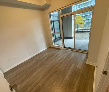 For Lease - 4085 Parkside Village Drive Unit# 609, Mississauga, Ont... - Photo 4