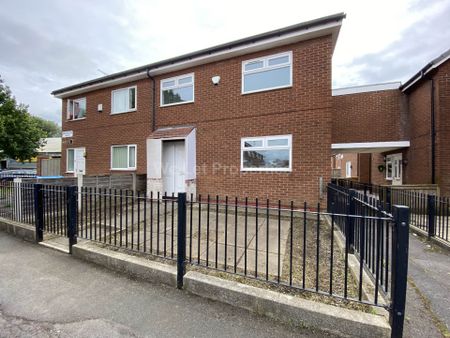 Price £1,800 pcm - Available 18/07/2025 - Furnished - Photo 4
