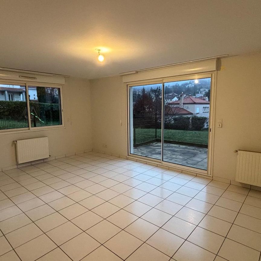 Location Appartement 3 pièces 73m² CHAMALIERES 63400 - Photo 1