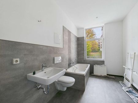 Frisch renovierte 3-Raum Wohnung mit Balkon zentrumsnah in Plauen - Photo 3