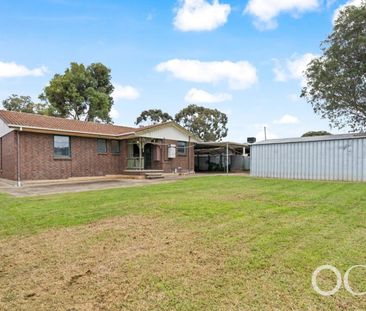 Open the Door To Fresh Family Living - Photo 2