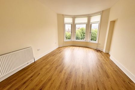 2 Bed, Flat - Photo 2