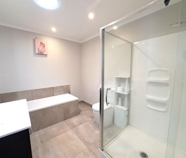 28 Kauri Amber Road, Westgate - Photo 5