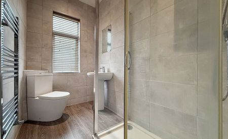 Warwick Road, Scunthorpe - Photo 4