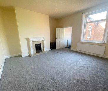 3 bedroom apartment to rent - Photo 1