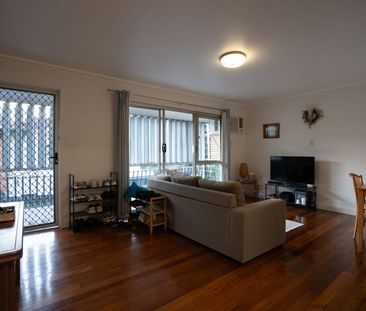 2/17 vimy Street, Bardon, Qld 4065 - Photo 5