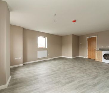 Apt 1 Moat House, 971-973 Upper Newtownards Road, Dundonald, BT16, ... - Photo 1