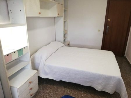 Carrer del Clariano, Valencia, Valencian Community 46021 - Photo 4