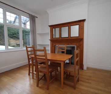 4 bedroom terraced house to rent - Photo 2