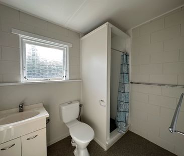 Central Bedsit - Victoria - Photo 3