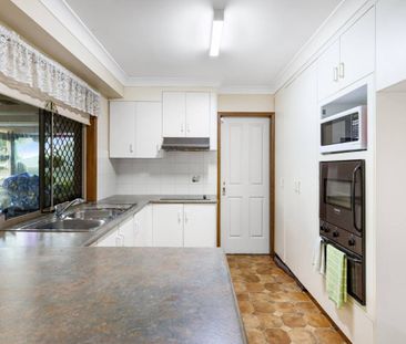 Convenient Location in the Heart of Glenvale - Photo 6