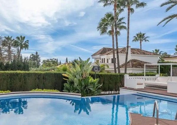 Luxury Villa for rent in Marbella Del Este, Spain