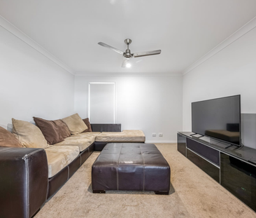 Stylish 4-Bedroom Home in Burpengary East! - Photo 4