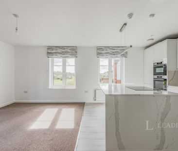 2 bedroom flat to rent - Photo 3