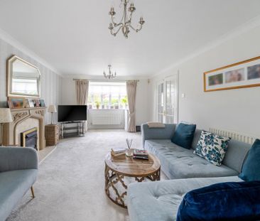 4 bedroom detached house to rent - Photo 2