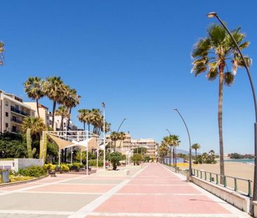 Casa adosada de alquiler en Valle Romano Golf - Photo 1