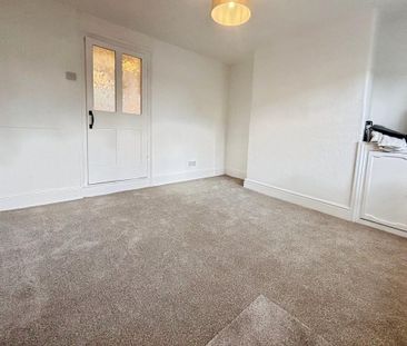 2 bedroom cottage to rent - Photo 3