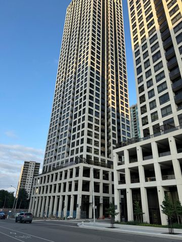 For Lease - 30 Elm Drive Unit# 703, Mississauga, Ontario - Photo 3