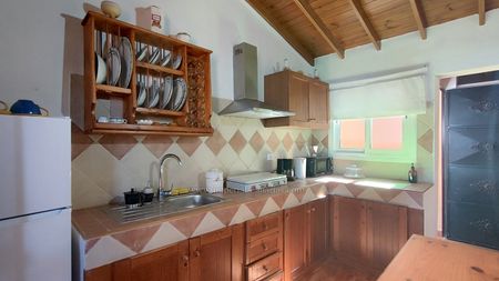 Se alquila por temporadas, preciosa casita rural en una finca en La Orotava. A poca altitud, barbacoa, frutales, animales. - Photo 5