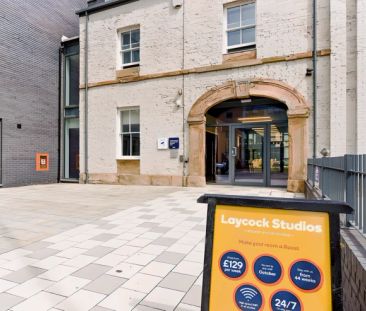 Studio - Gold - Photo 2