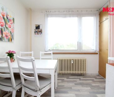 Pronájem bytu 3+1 90 m², Hradec Králové - Photo 1