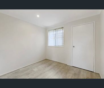 Modern Family Home Conveniently Located - Photo 3