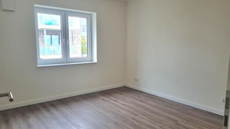 Schöne 3 Zimmer Wohnung im 2.OG - Photo 3