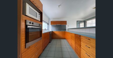 A Place to be - Photo 2