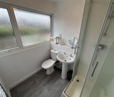 3 bedroom terraced house to rent - Photo 6