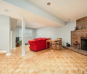 Maison de plain-pied - 6860 Av. Maupassant - Photo 2