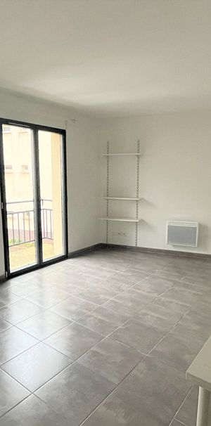 Location Appartement 1 pièce 38m² - Photo 1
