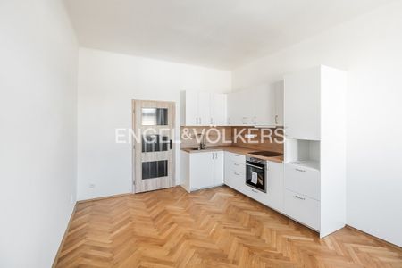 Pronájem bytu 2+kk 51 m², Mečislavova 1354, Praha - Photo 2