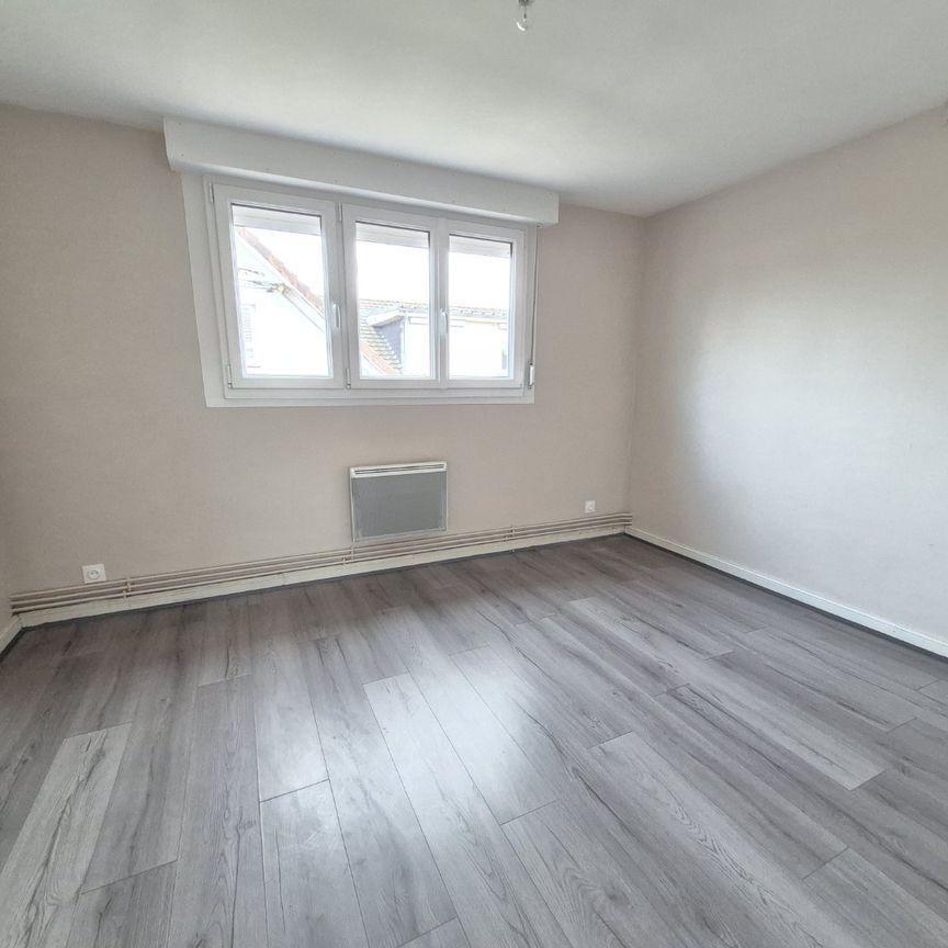 Location Appartement 3 pièces 65m² ARQUES 62510 - Photo 1
