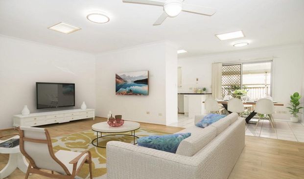 Spacious Family Home in the Heart of Banyo! - Photo 1