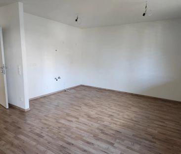 Unbefristete 2-Zimmer-Wohnung mit schönem Balkon! - Photo 2