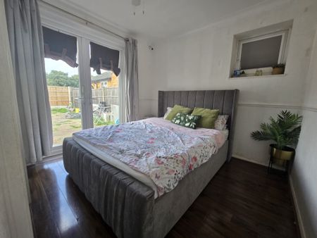 Roseary Close, West Drayton - Photo 5