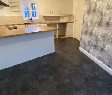 Primrose Way, KIDDERMINSTER - Photo 6