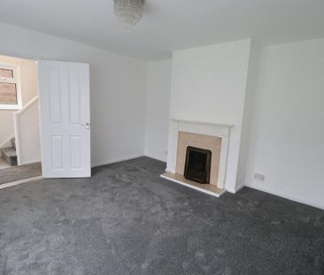 3 bedroom end of terrace house to rent - Photo 1