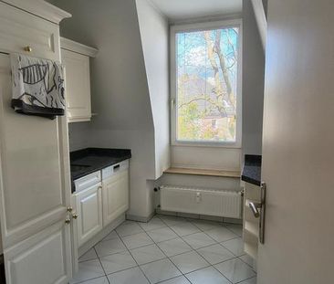 Lichtdurchflutete 2-Zimmer-Dachwohnung direkt am Thielpark - Photo 5