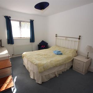 1 bedroom terraced house to rent - Photo 2