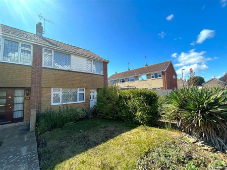 3 bedroom end of terrace house to rent - Photo 5