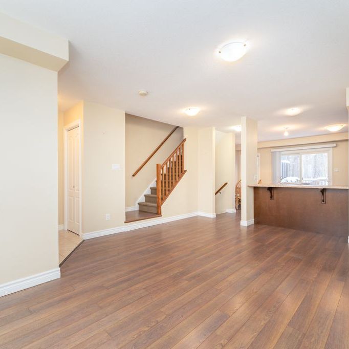 For Lease - 37 Silver Street Unit# 16, Huntsville, Ontario - Photo 1