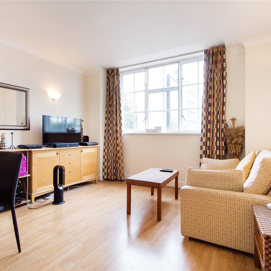 Belvedere Road, London, SE1 7GB - Photo 1
