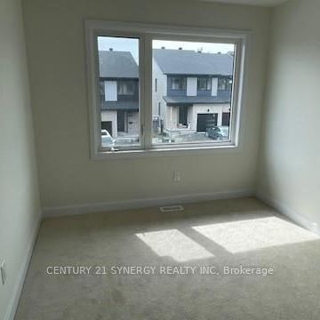 For Lease - 110 Succession Court, Stittsville - Munster - Richmond, Ontario - Photo 1