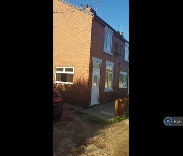 2 bedroom end of terrace house to rent - Photo 6