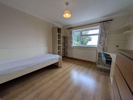 6 bedroom semi-detached house to rent - Photo 5