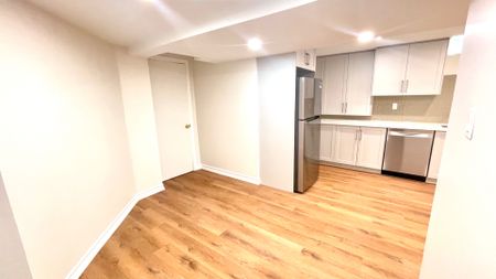 For Lease - 61 Lent Crescent, Brampton, Ontario - Photo 4